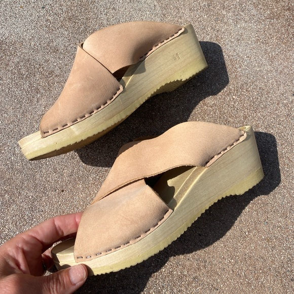 No. 6 Clogs in Pink Sand 41 - Picture 4 of 8